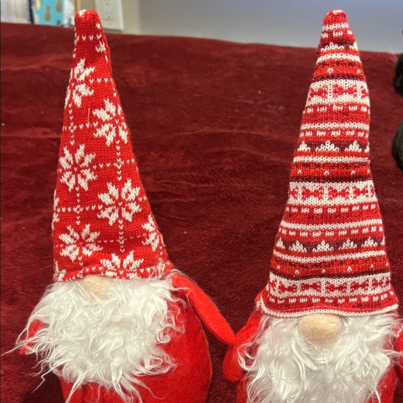Festive Red Gnome Decor Set - Picture 2 of 5